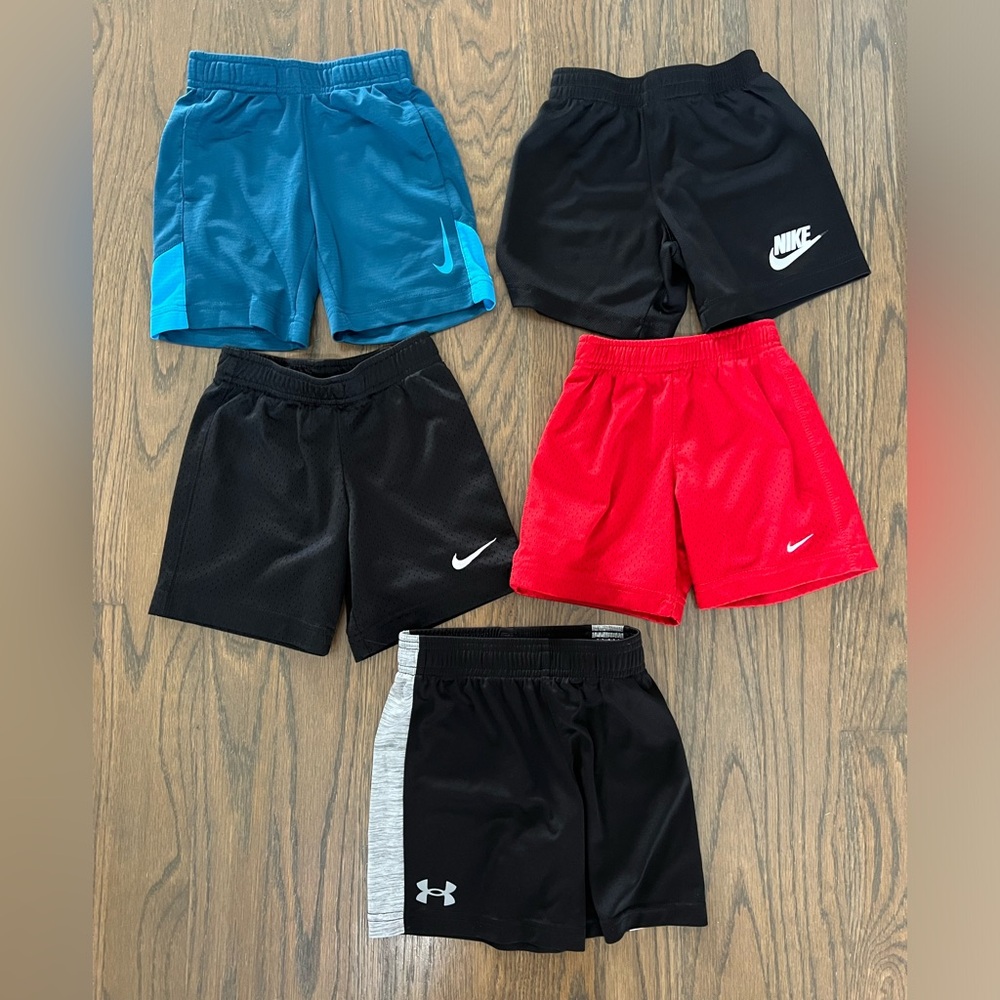 Boys size 4 Nike athletic shorts